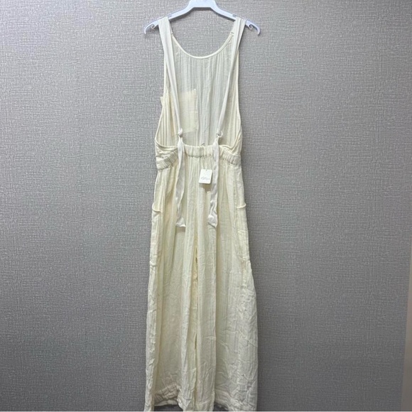 Women’s Cream Wide-Leg Jumpsuit - Picture 5 of 7